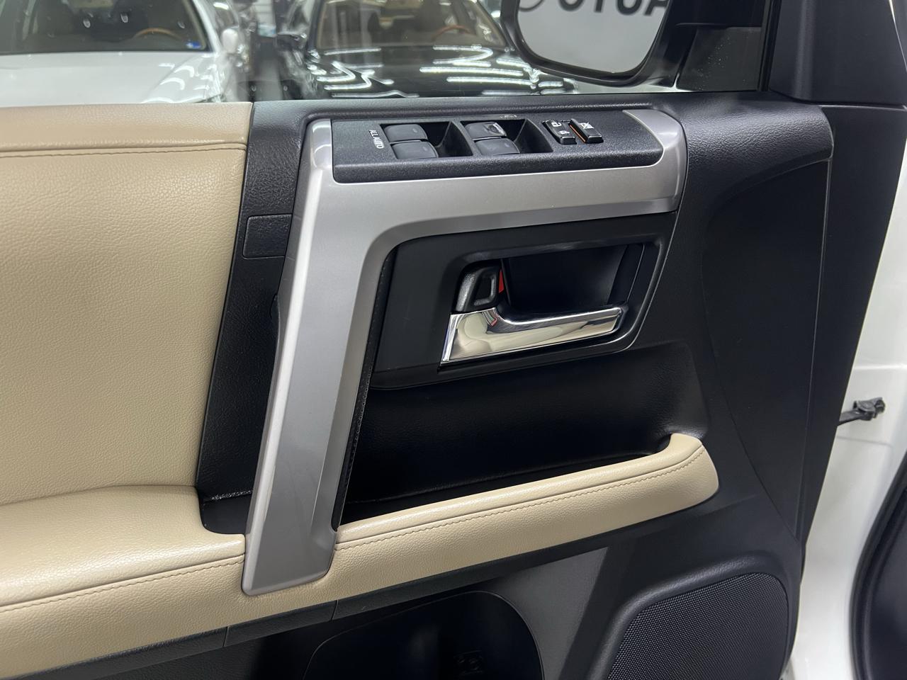 Toyota 4Runner SR5 Premium 4WD 2021