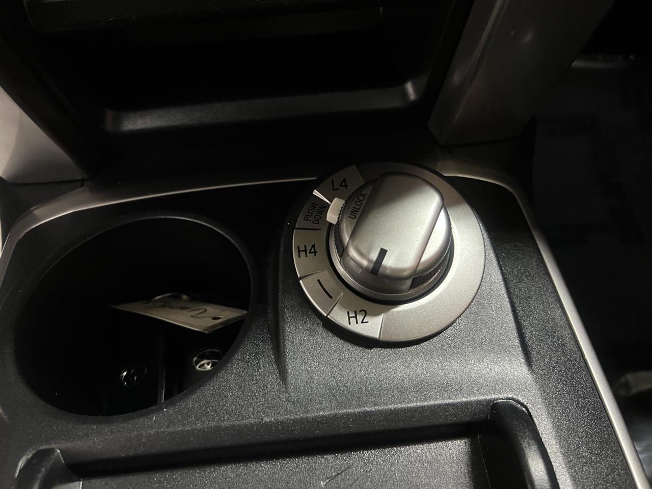 Toyota 4Runner SR5 Premium 4WD 2021