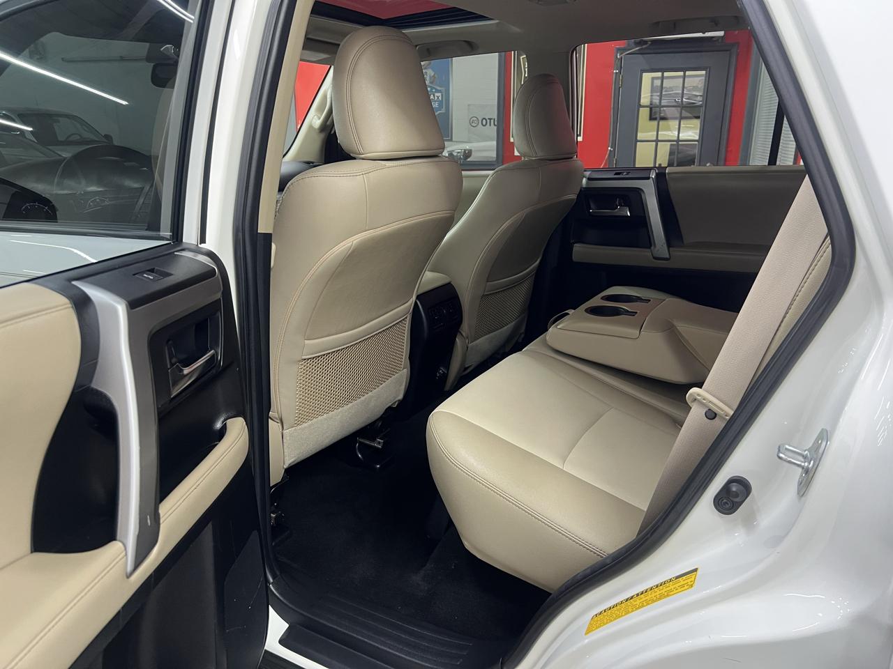 Toyota 4Runner SR5 Premium 4WD 2021