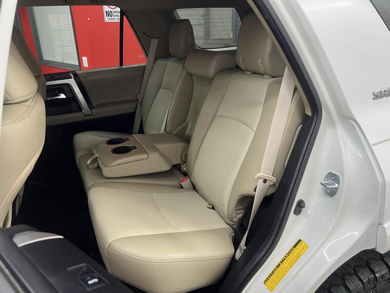 Toyota 4Runner SR5 Premium 4WD 2021