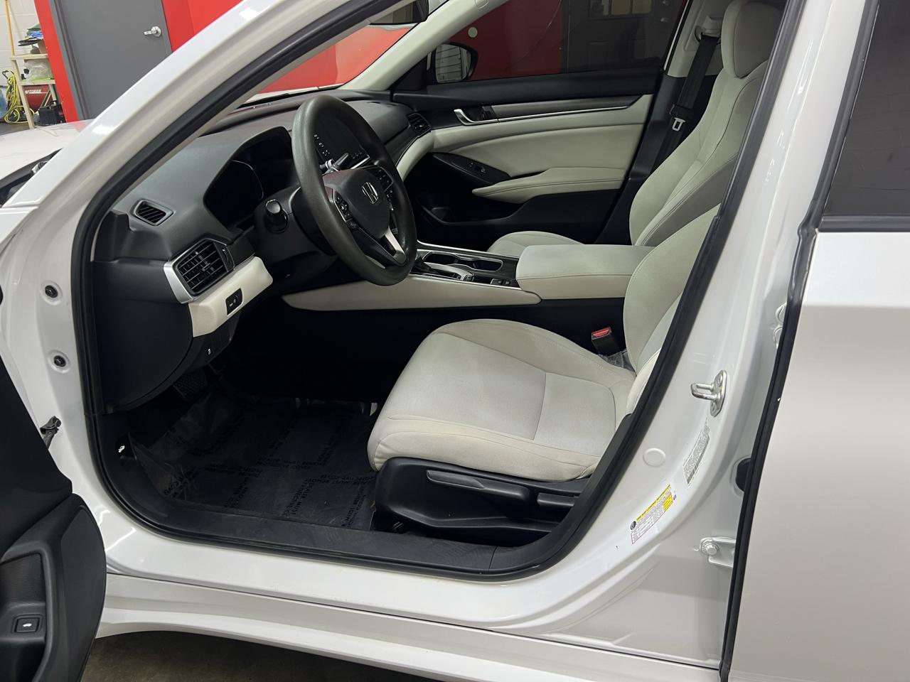 Honda Accord LX CVT 2018