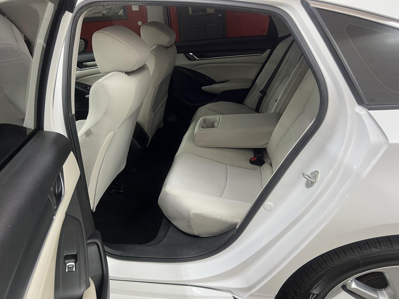 Honda Accord LX CVT 2018