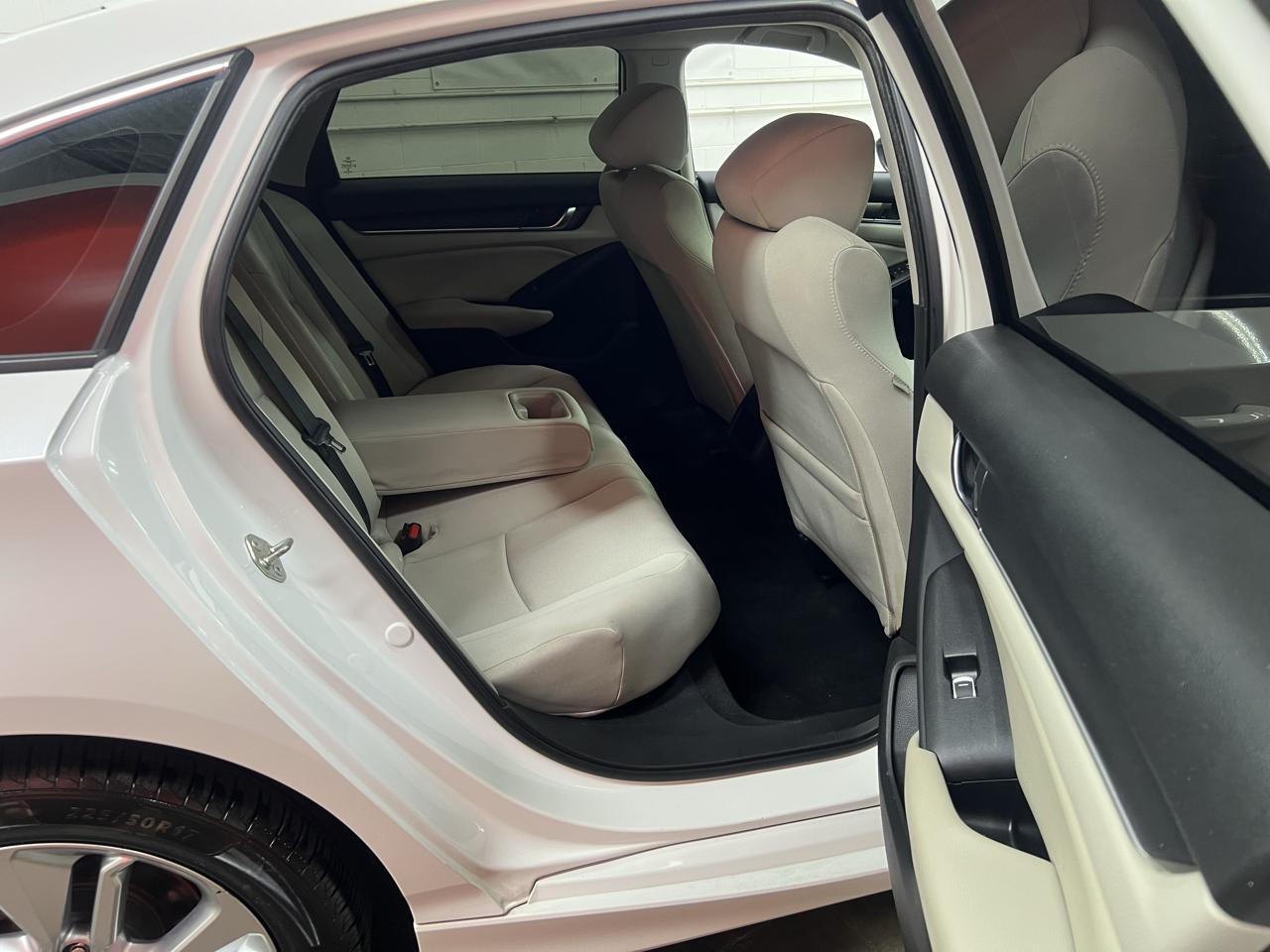 Honda Accord LX CVT 2018