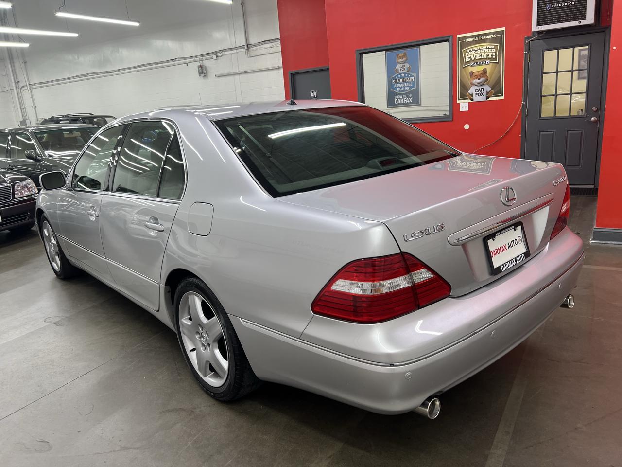 Lexus LS 430 Sedan 2005