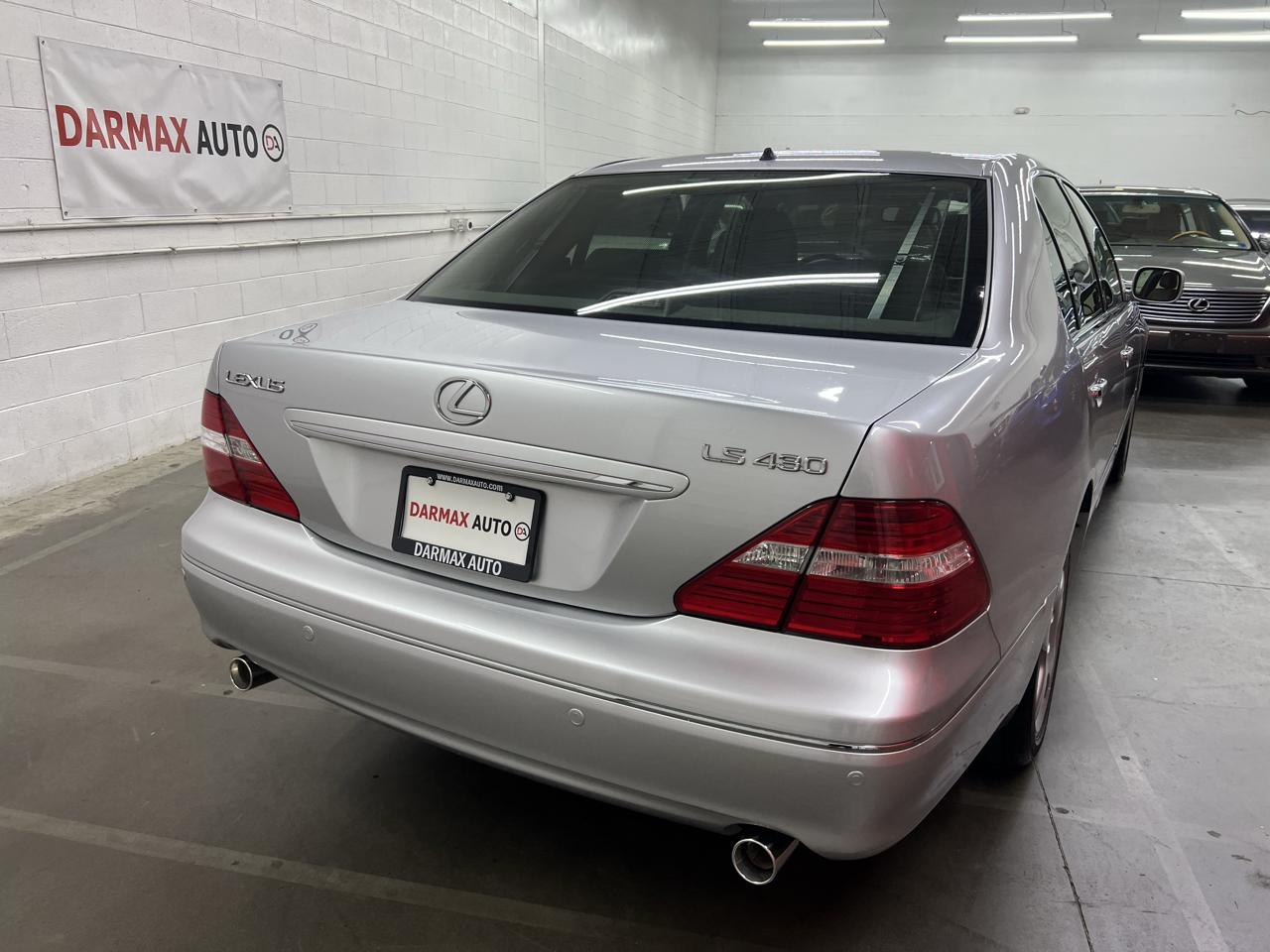 Lexus LS 430 Sedan 2005