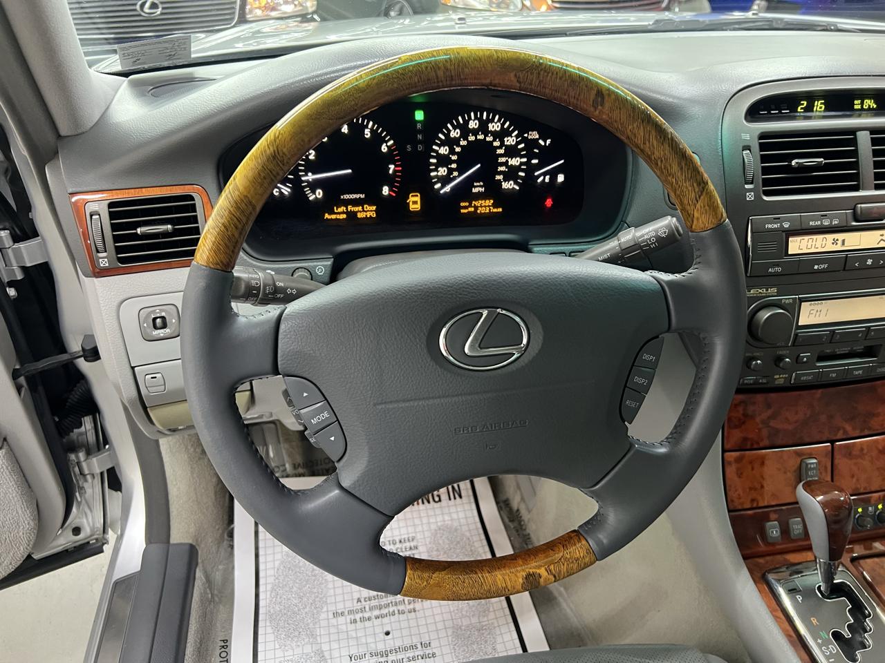 Lexus LS 430 Sedan 2005