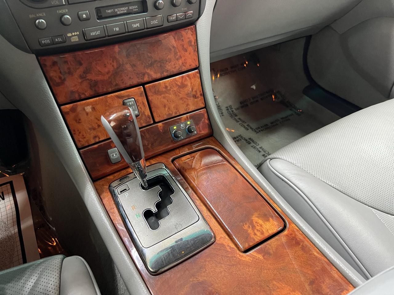 Lexus LS 430 Sedan 2005