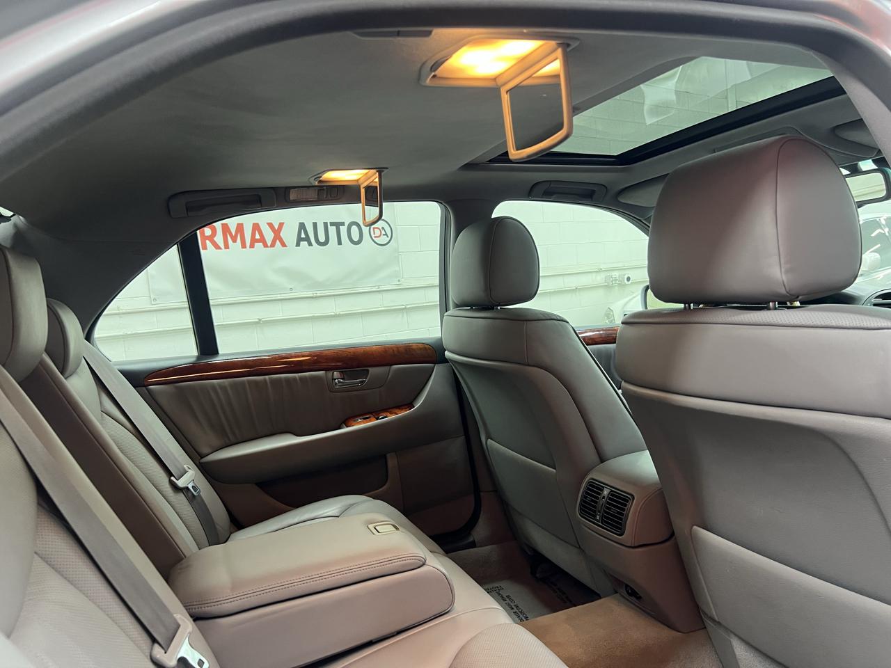 Lexus LS 430 Sedan 2005