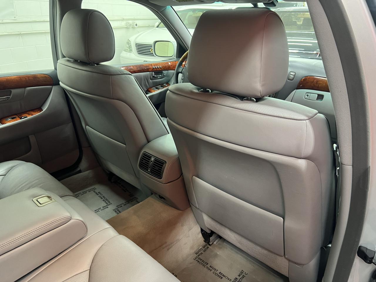 Lexus LS 430 Sedan 2005