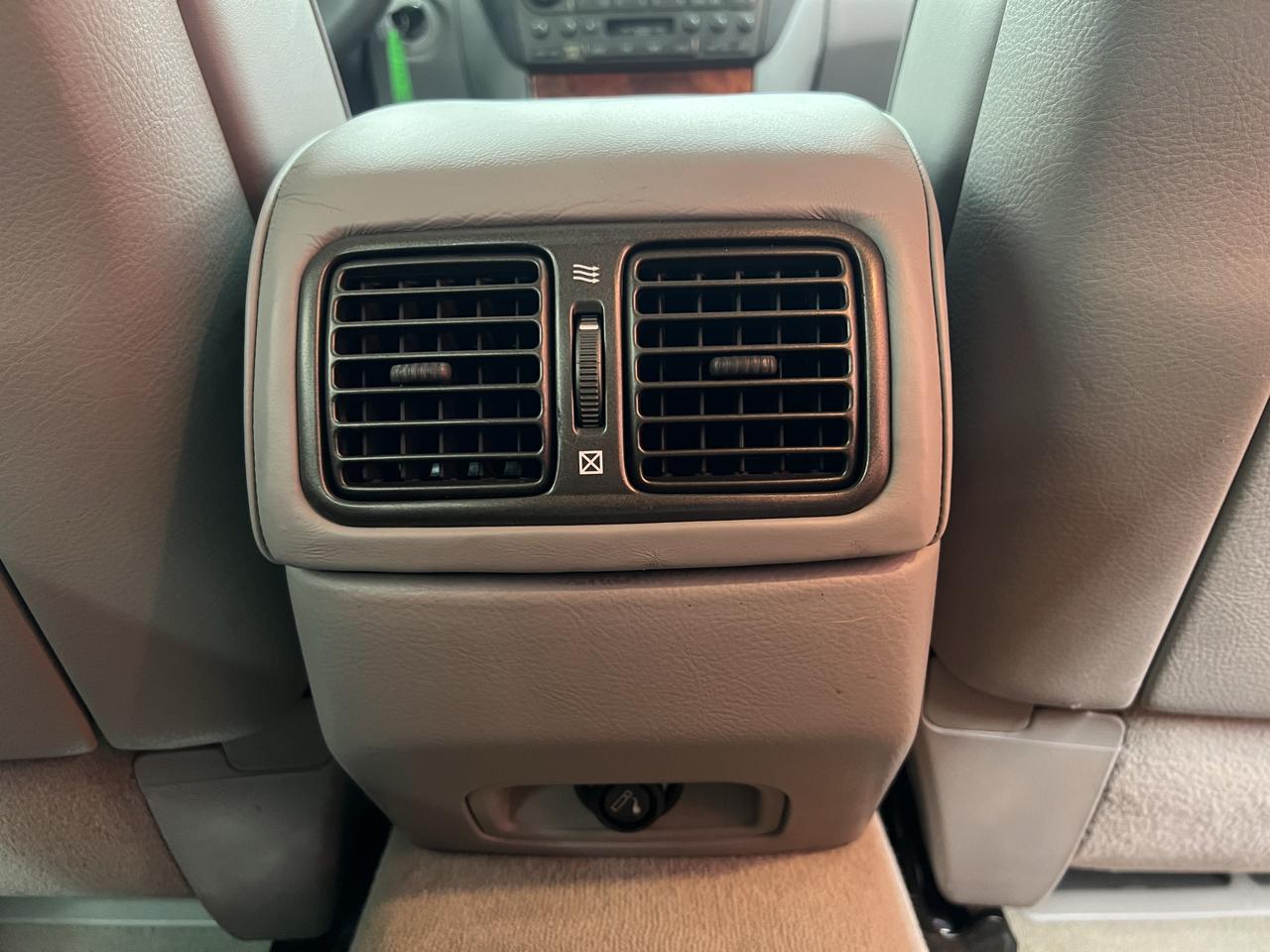Lexus LS 430 Sedan 2005