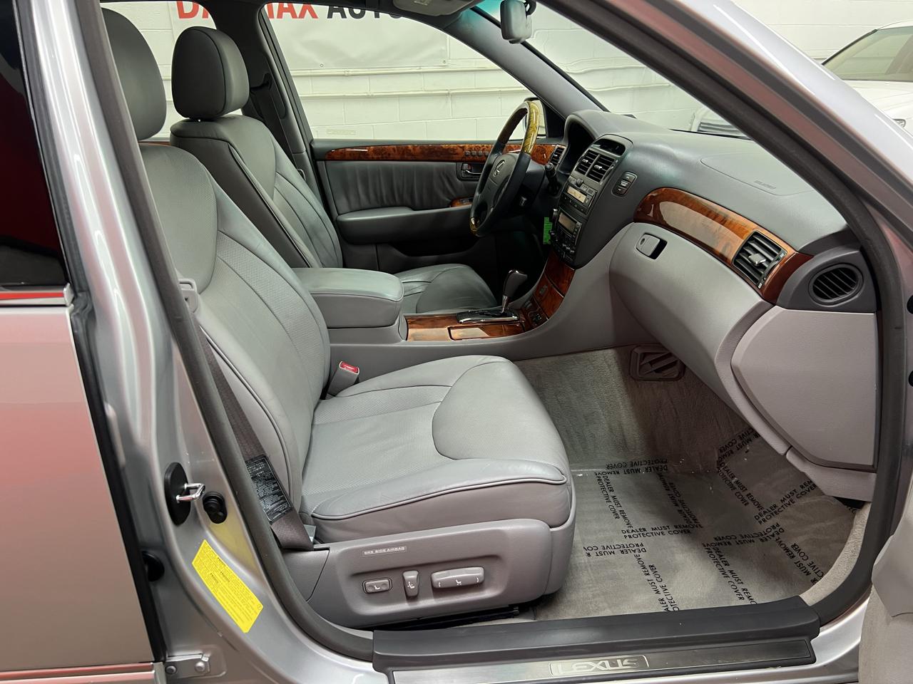 Lexus LS 430 Sedan 2005