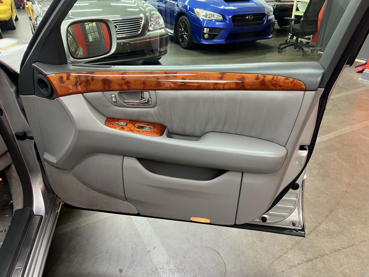 Lexus LS 430 Sedan 2005