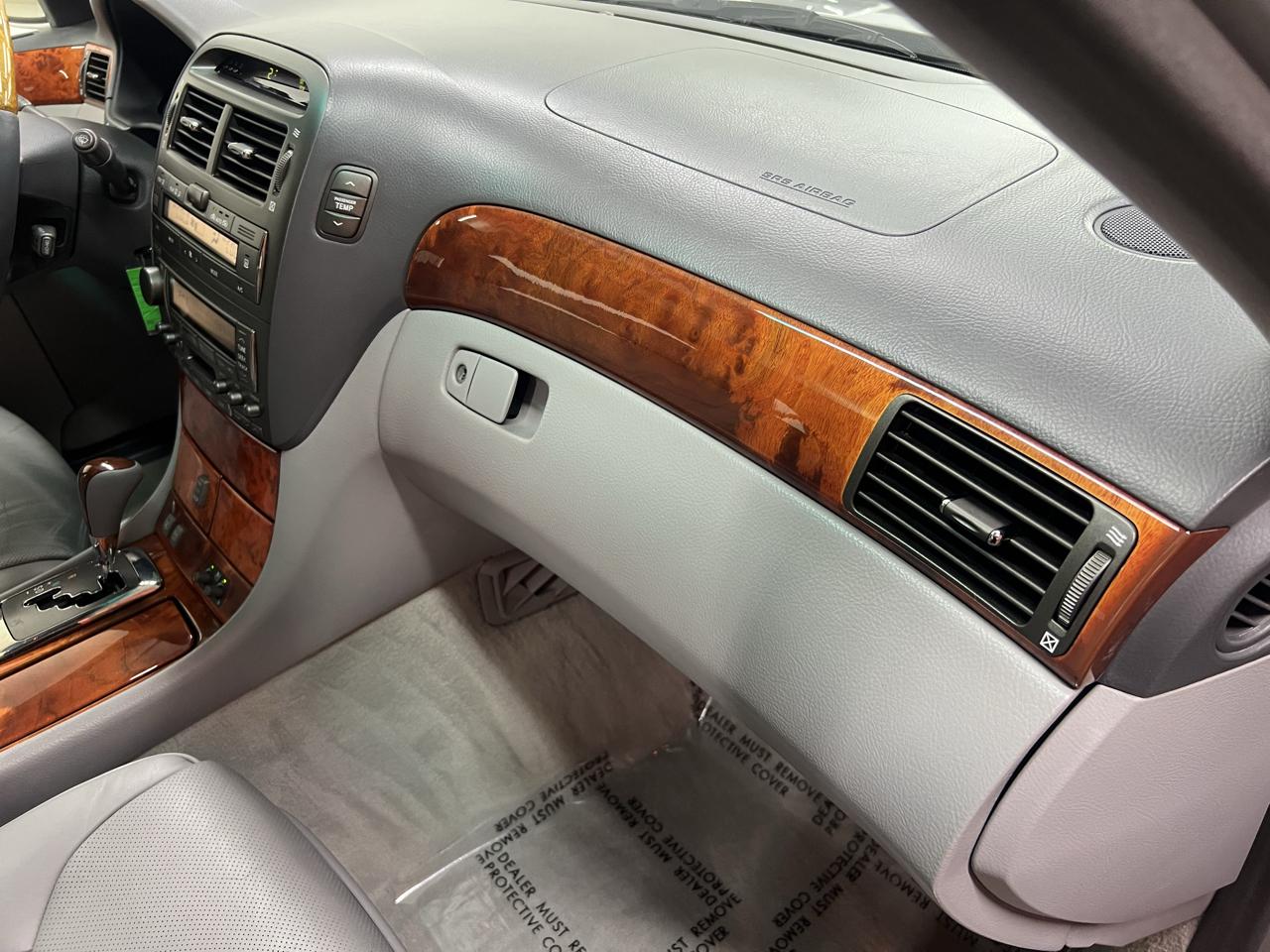 Lexus LS 430 Sedan 2005