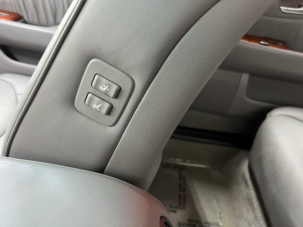 Lexus LS 430 Sedan 2005