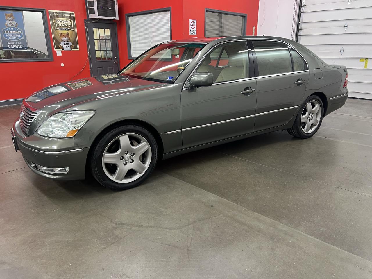 Lexus LS 430 Sedan 2005