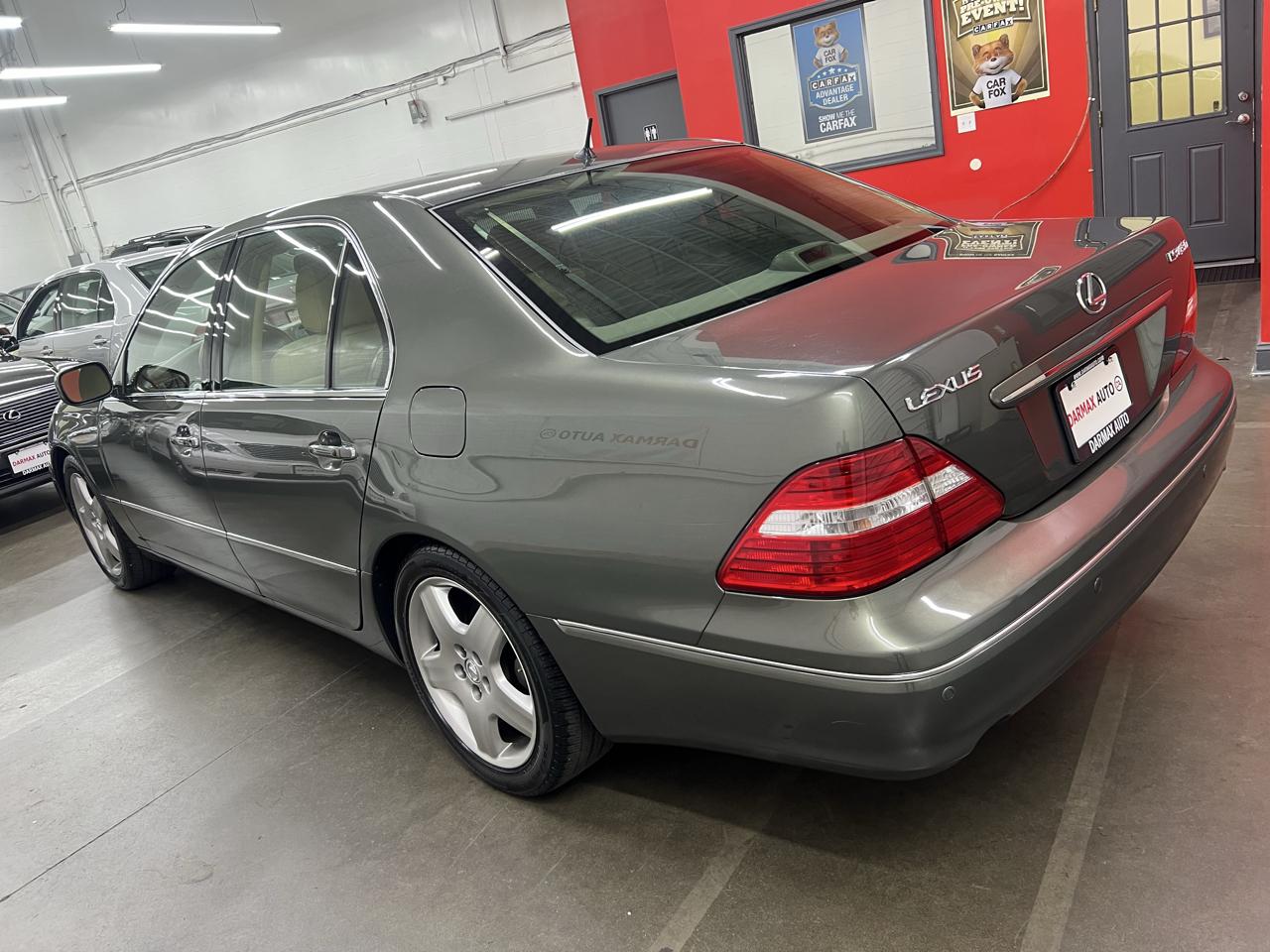 Lexus LS 430 Sedan 2005