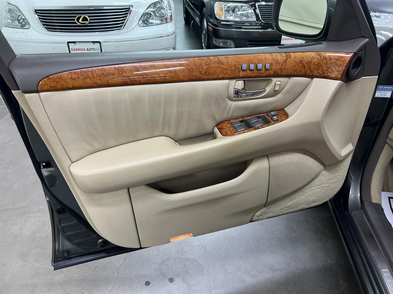 Lexus LS 430 Sedan 2005