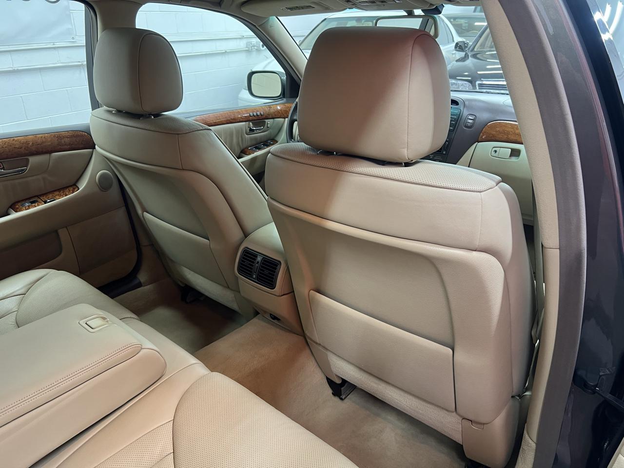 Lexus LS 430 Sedan 2005