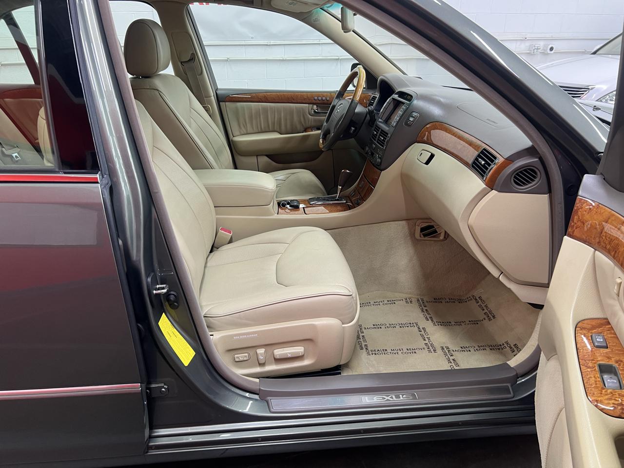 Lexus LS 430 Sedan 2005