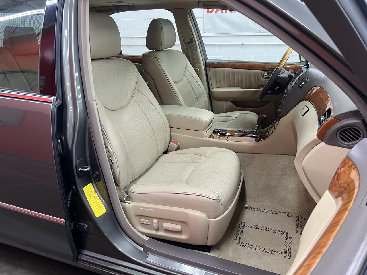 Lexus LS 430 Sedan 2005