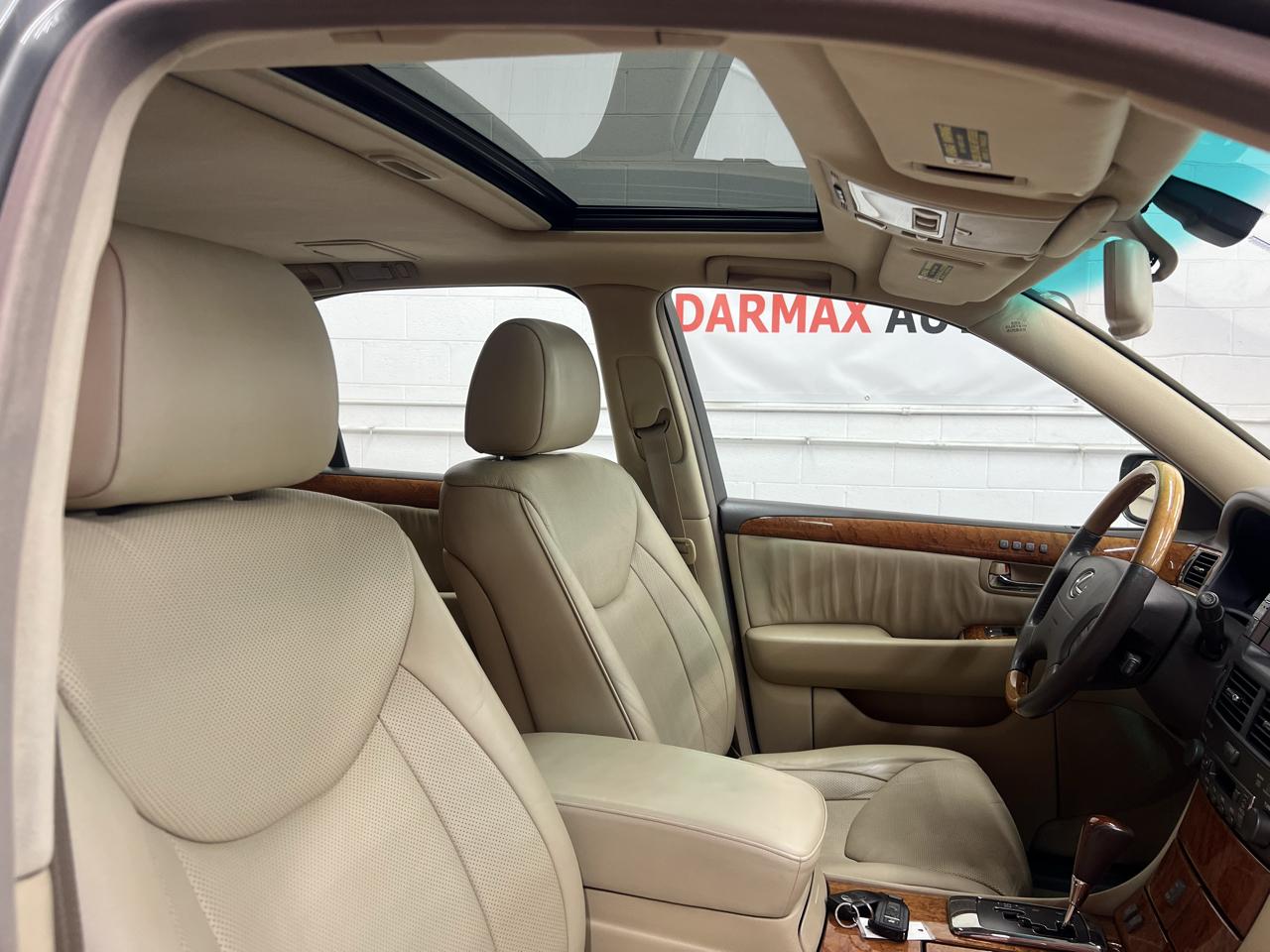 Lexus LS 430 Sedan 2005