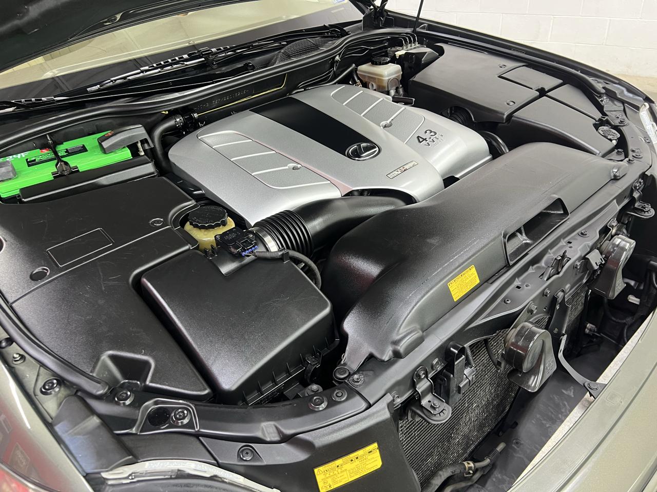 Lexus LS 430 Sedan 2005