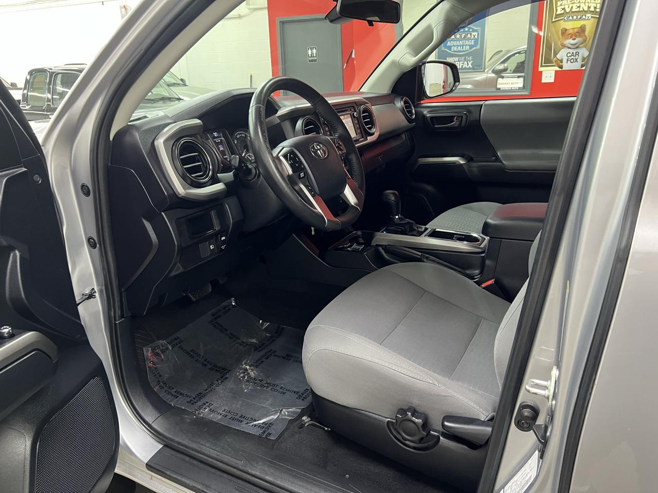 Toyota Tacoma SR5 Access Cab I4 6AT 4WD 2018