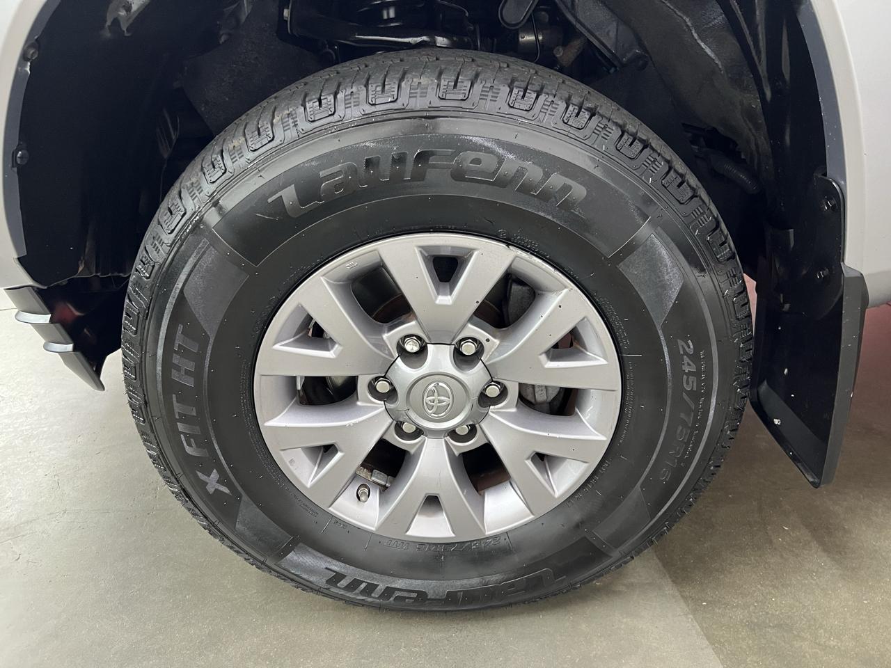 Toyota Tacoma SR5 Access Cab I4 6AT 4WD 2018
