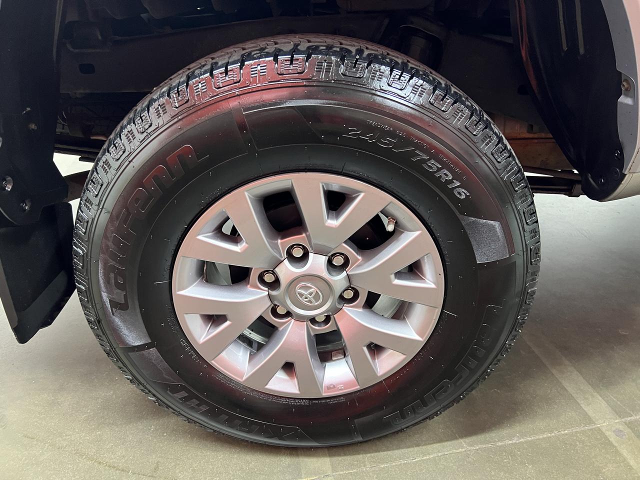 Toyota Tacoma SR5 Access Cab I4 6AT 4WD 2018