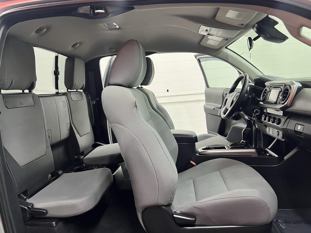 Toyota Tacoma SR5 Access Cab I4 6AT 4WD 2018
