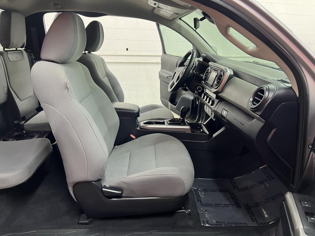 Toyota Tacoma SR5 Access Cab I4 6AT 4WD 2018