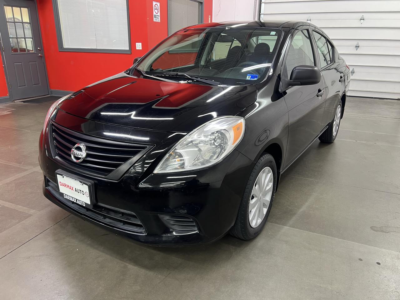 Nissan Versa 1.6 S Sedan 2012