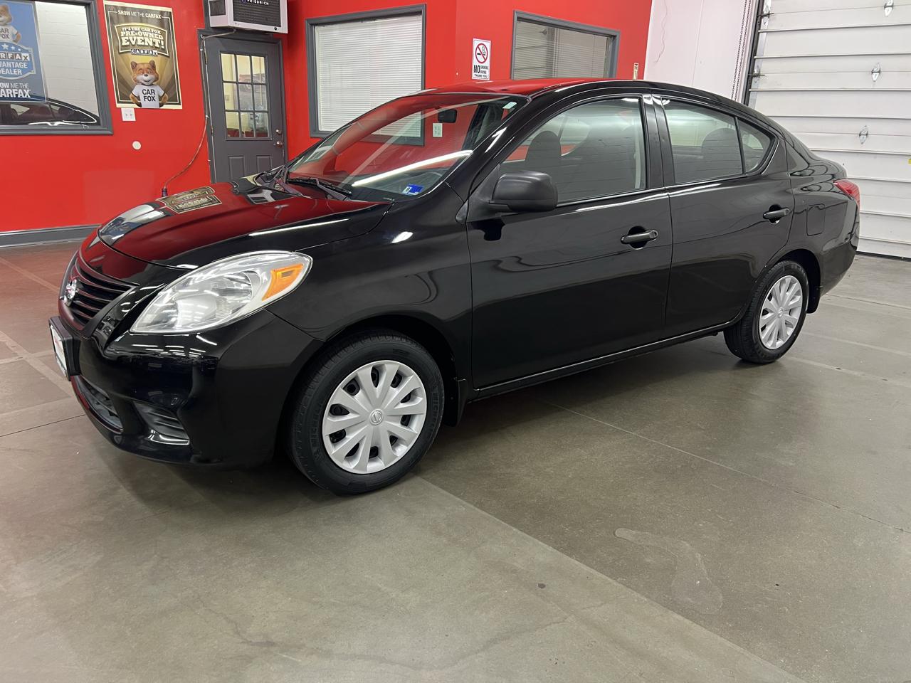 Nissan Versa 1.6 S Sedan 2012