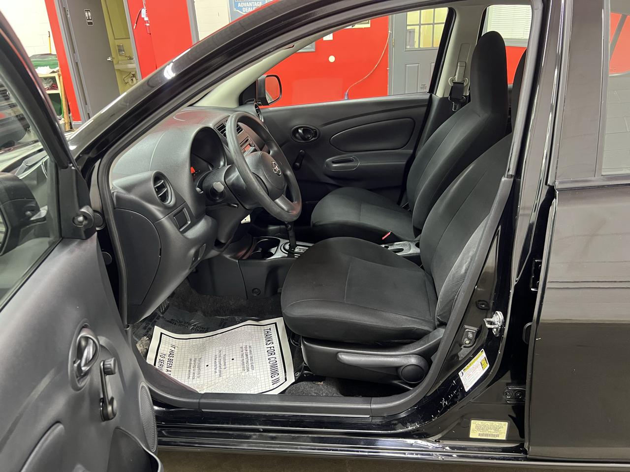 Nissan Versa 1.6 S Sedan 2012