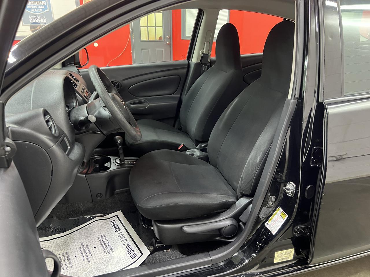 Nissan Versa 1.6 S Sedan 2012