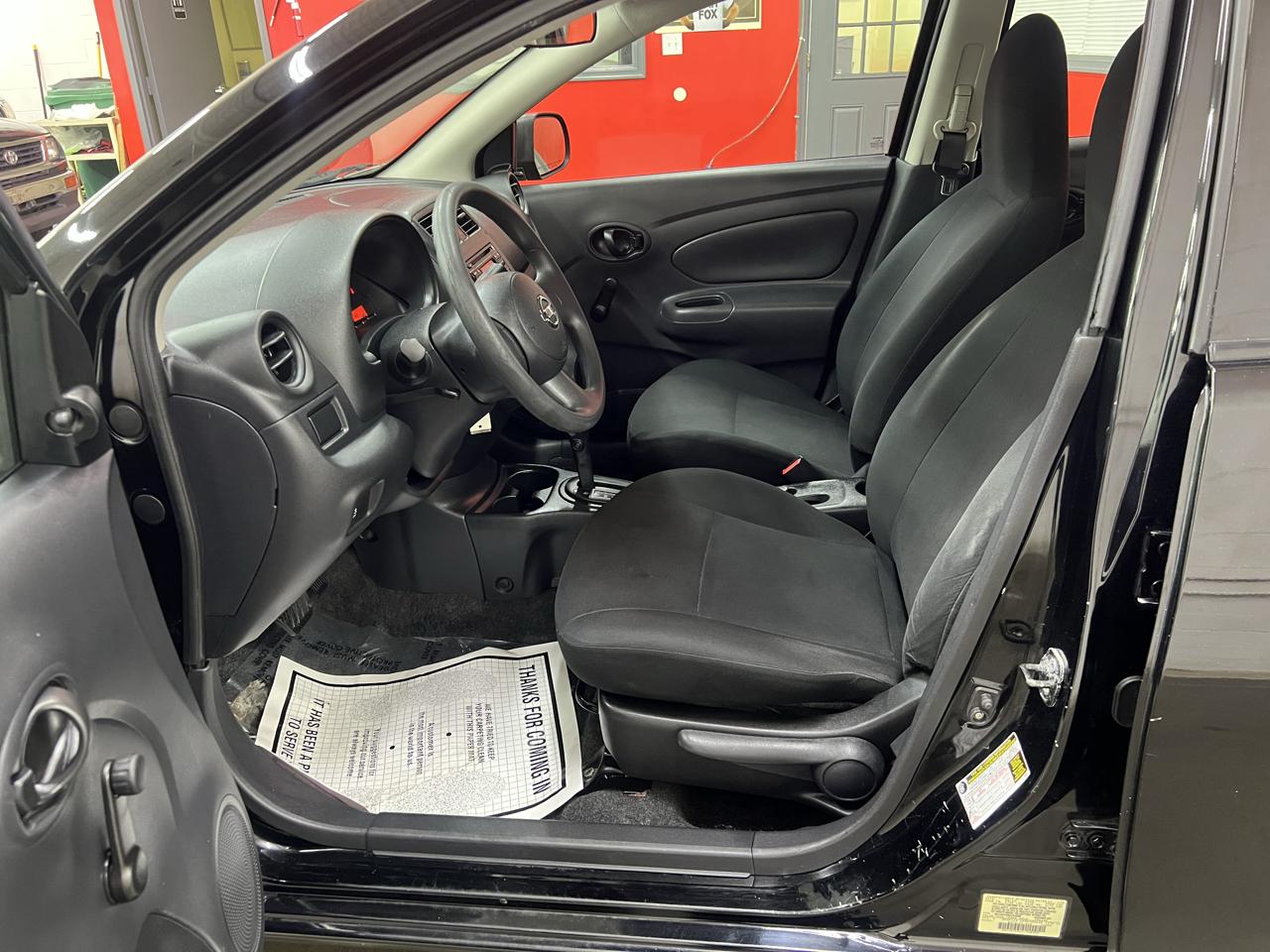 Nissan Versa 1.6 S Sedan 2012