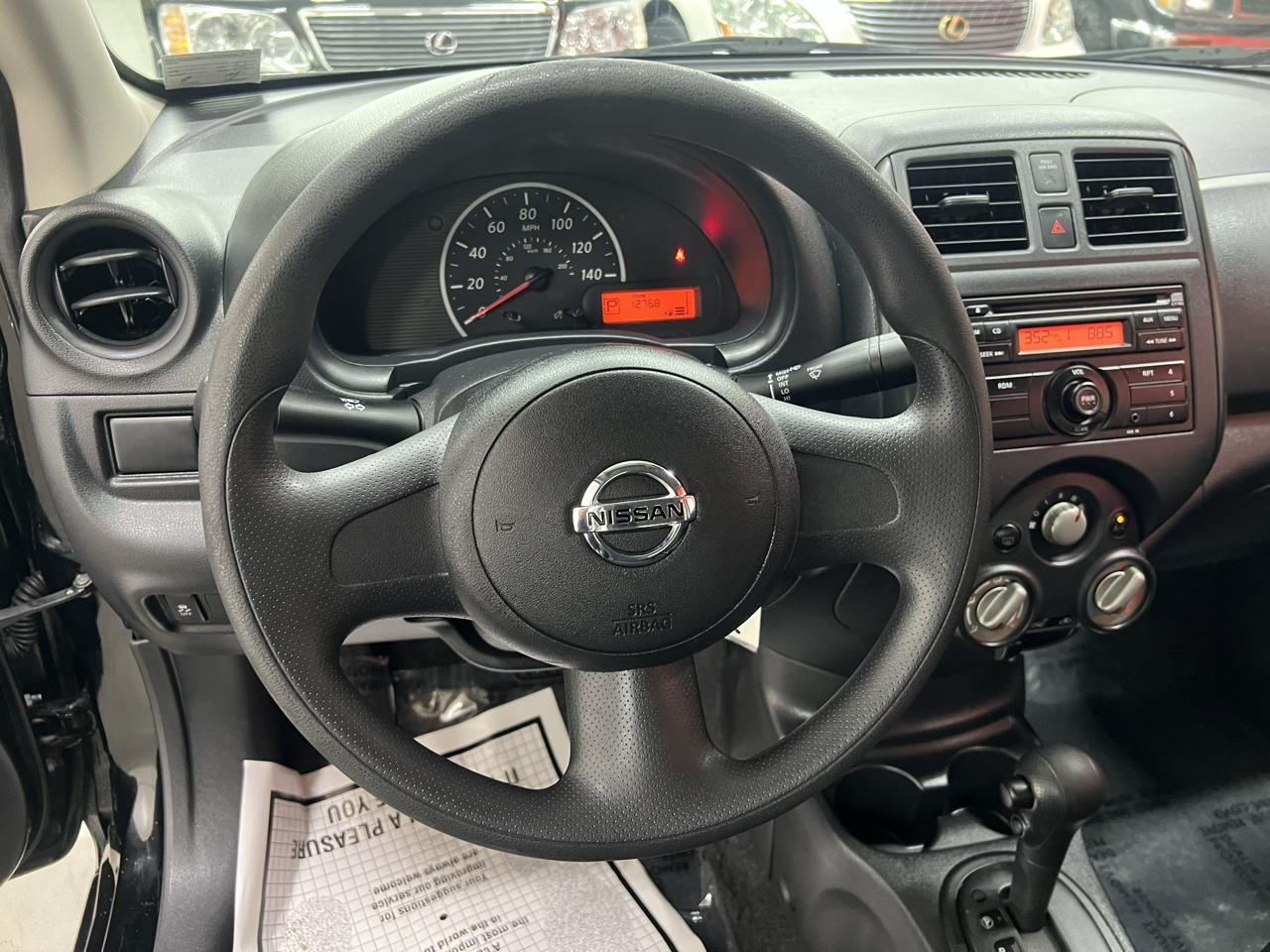 Nissan Versa 1.6 S Sedan 2012