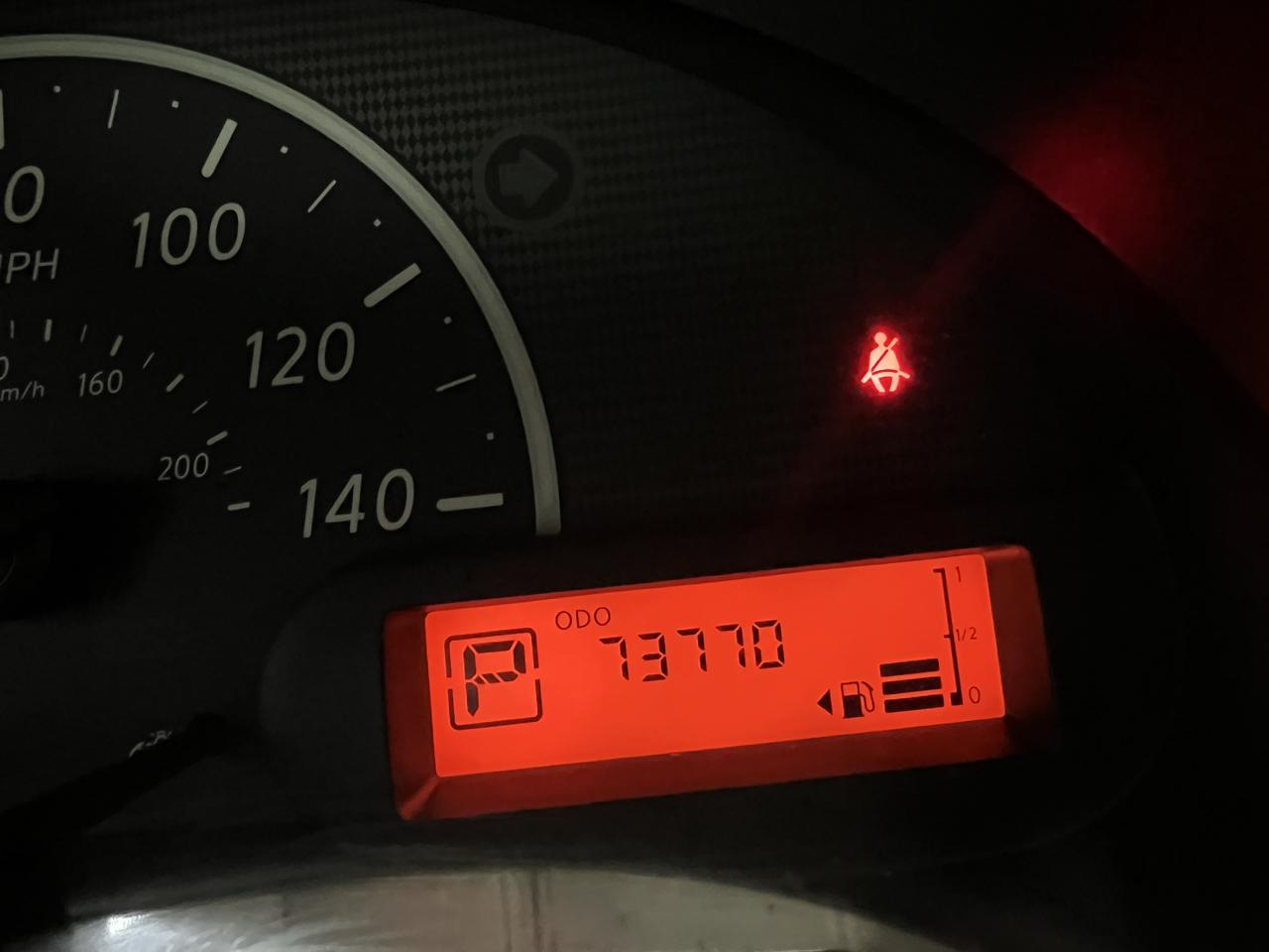 Nissan Versa 1.6 S Sedan 2012