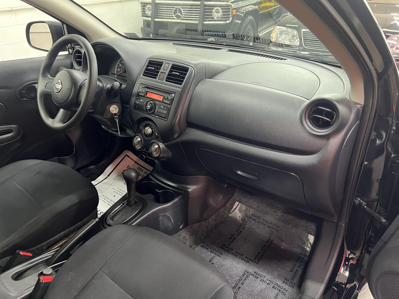 Nissan Versa 1.6 S Sedan 2012