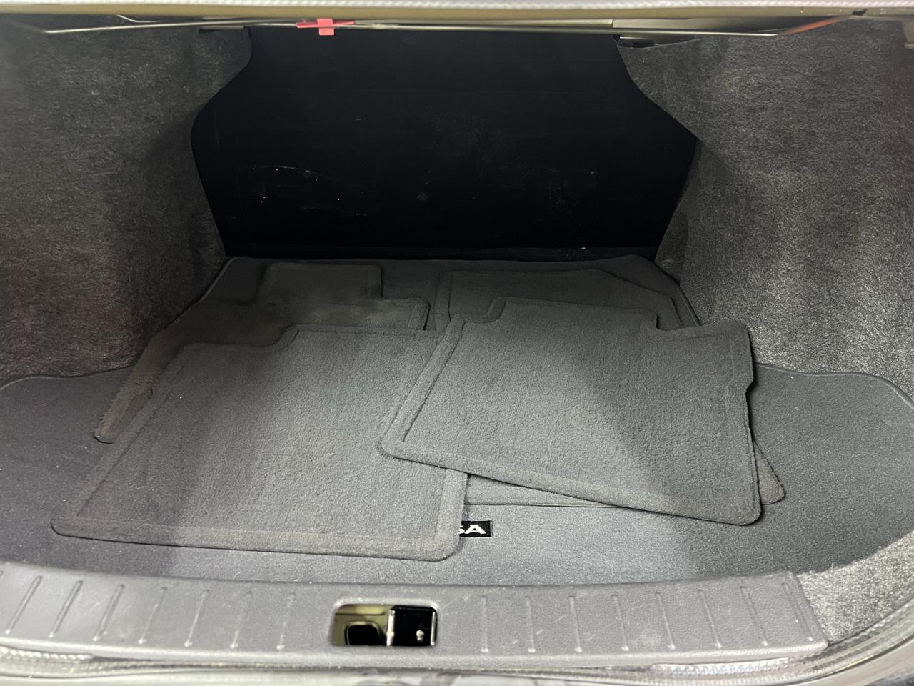 Nissan Versa 1.6 S Sedan 2012