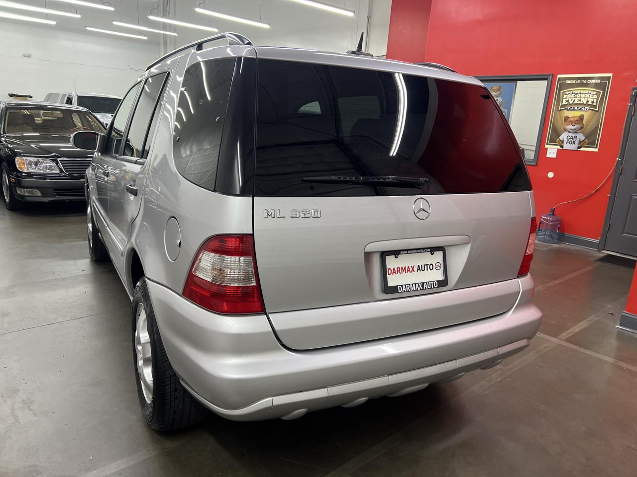 Mercedes-Benz M-Class ML320 2003