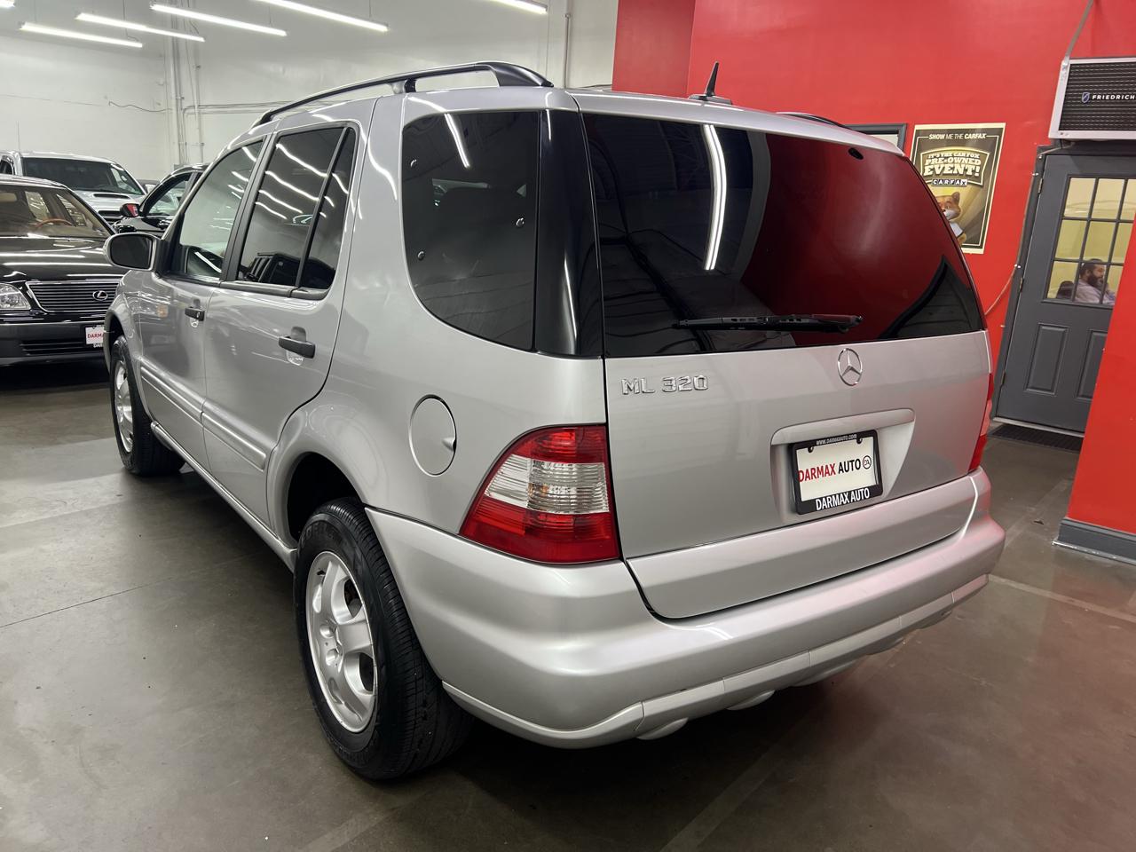 Mercedes-Benz M-Class ML320 2003