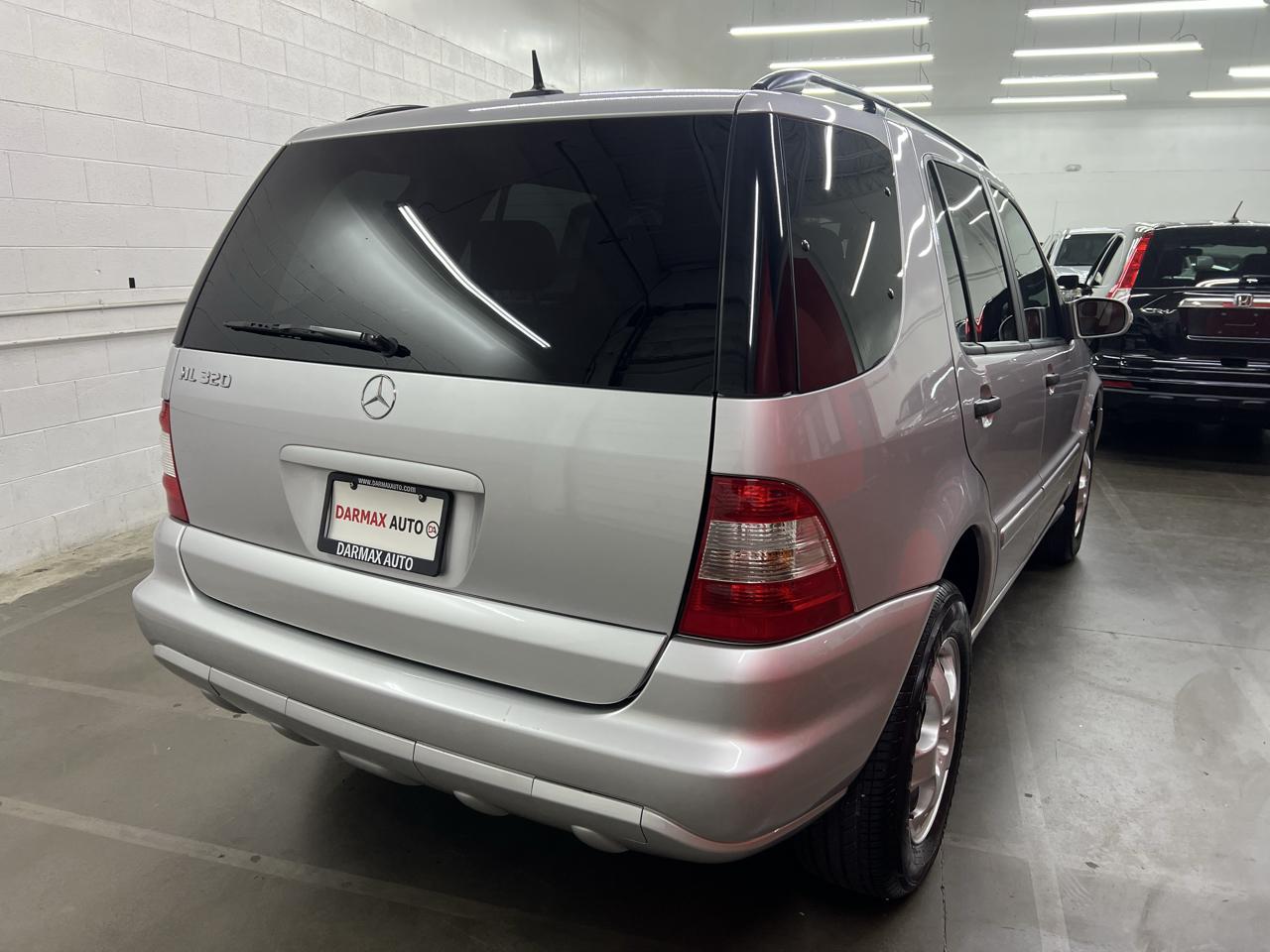 Mercedes-Benz M-Class ML320 2003