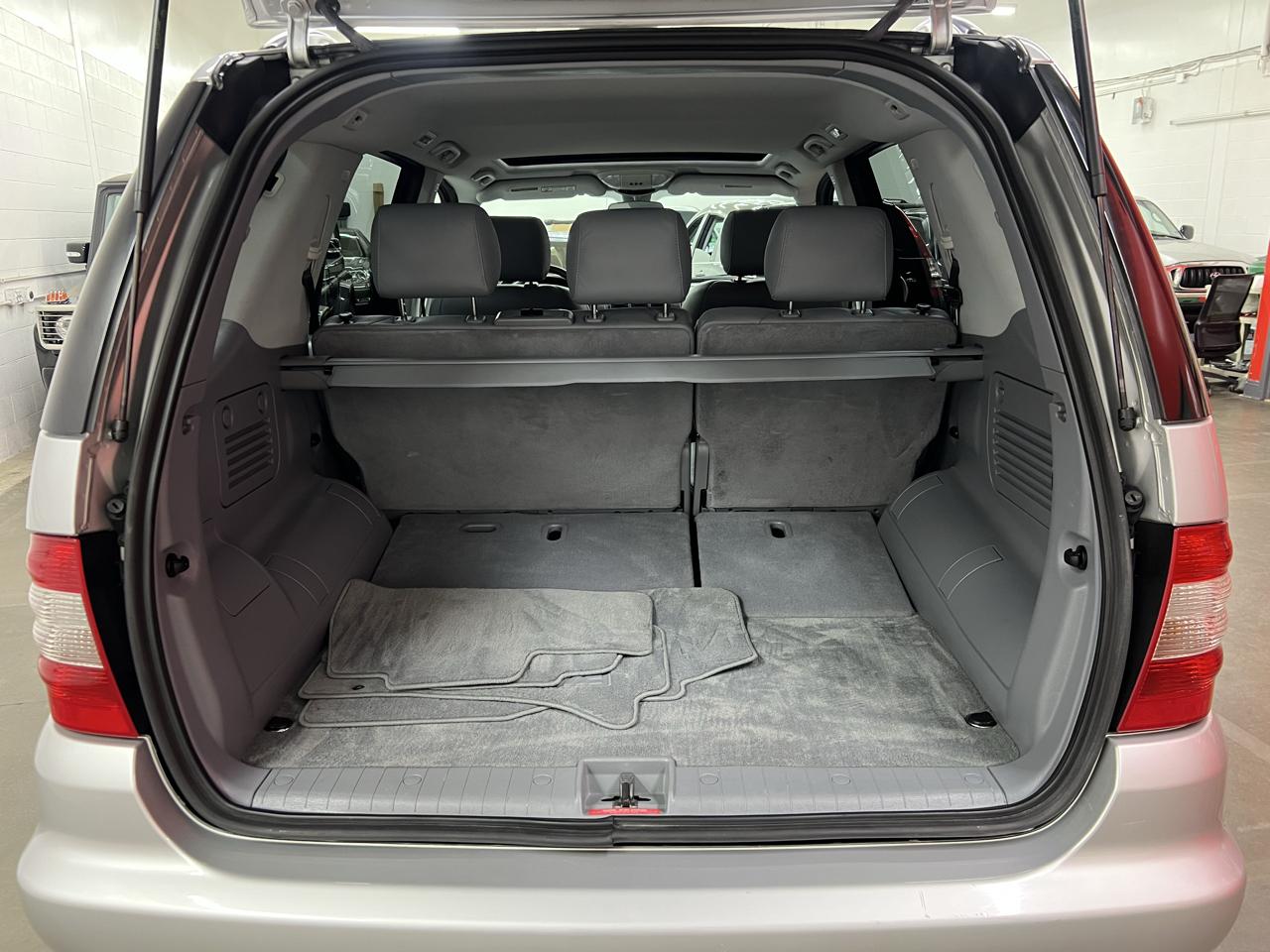 Mercedes-Benz M-Class ML320 2003