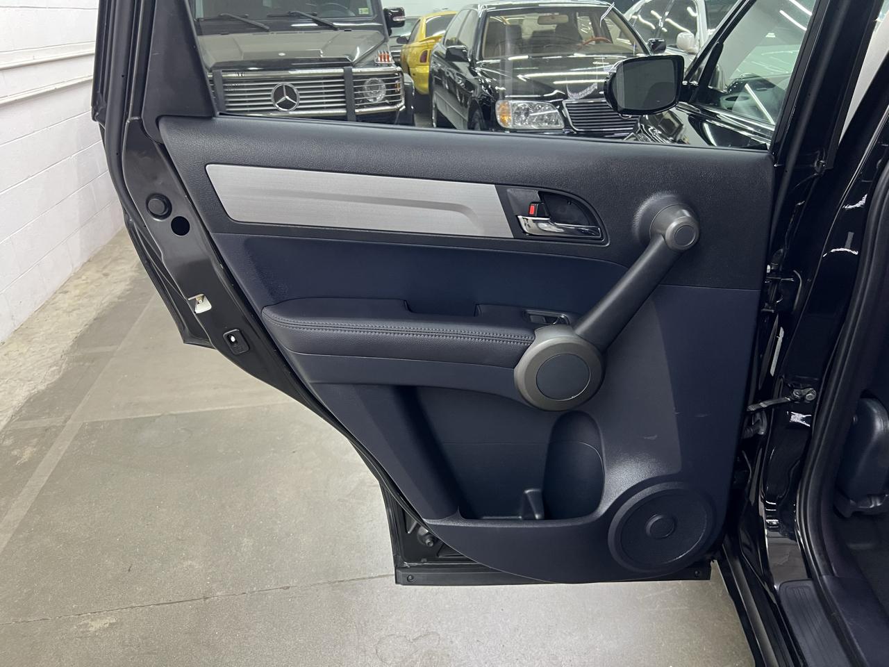 Honda CR-V EX-L 4WD AT with Navigation 2011