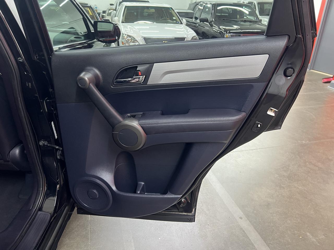 Honda CR-V EX-L 4WD AT with Navigation 2011