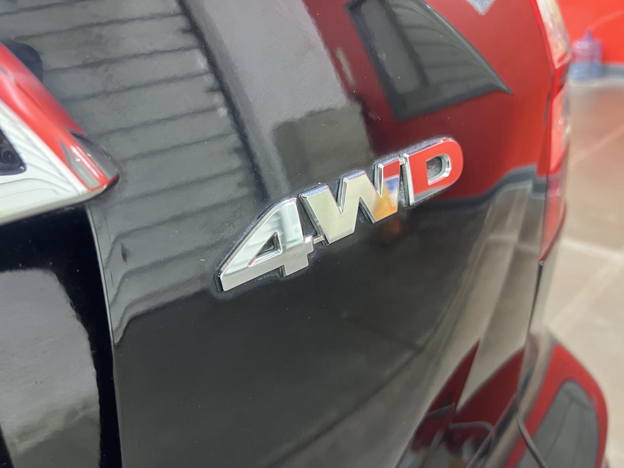 Honda CR-V EX-L 4WD AT with Navigation 2011
