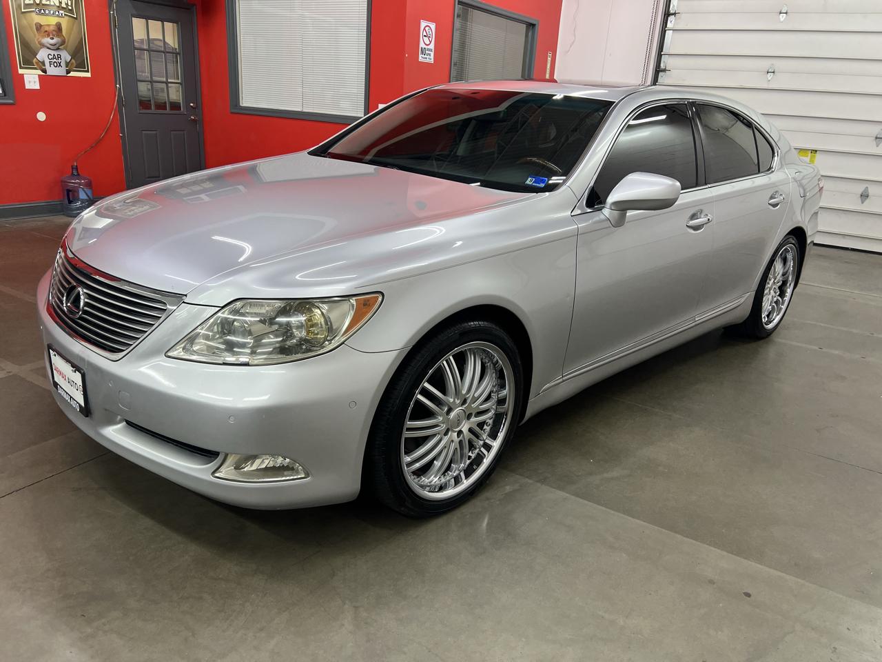 Lexus LS 460 Luxury Sedan 2007