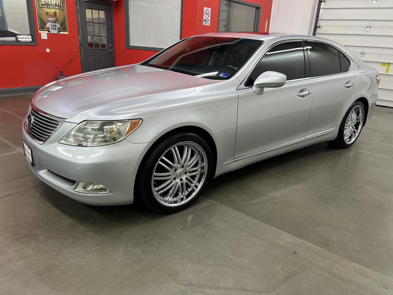 Lexus LS 460 Luxury Sedan 2007
