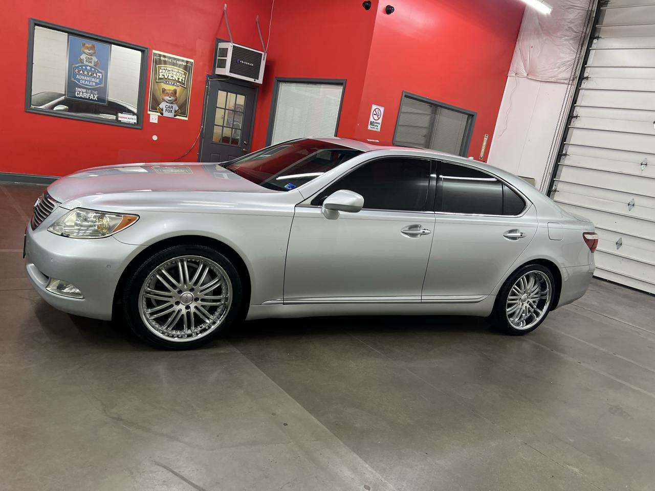 Lexus LS 460 Luxury Sedan 2007